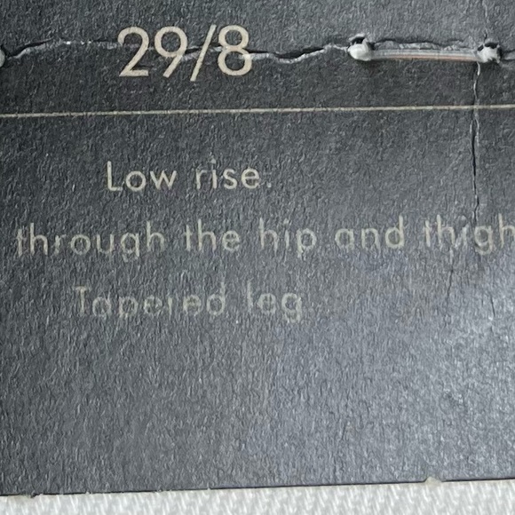 BANANA REPUBLIC CONTEMPORARY SILHOUETTE TAILORED GIRLFRIEND JEANS SIZE 29/8 NWT - Picture 9 of 9